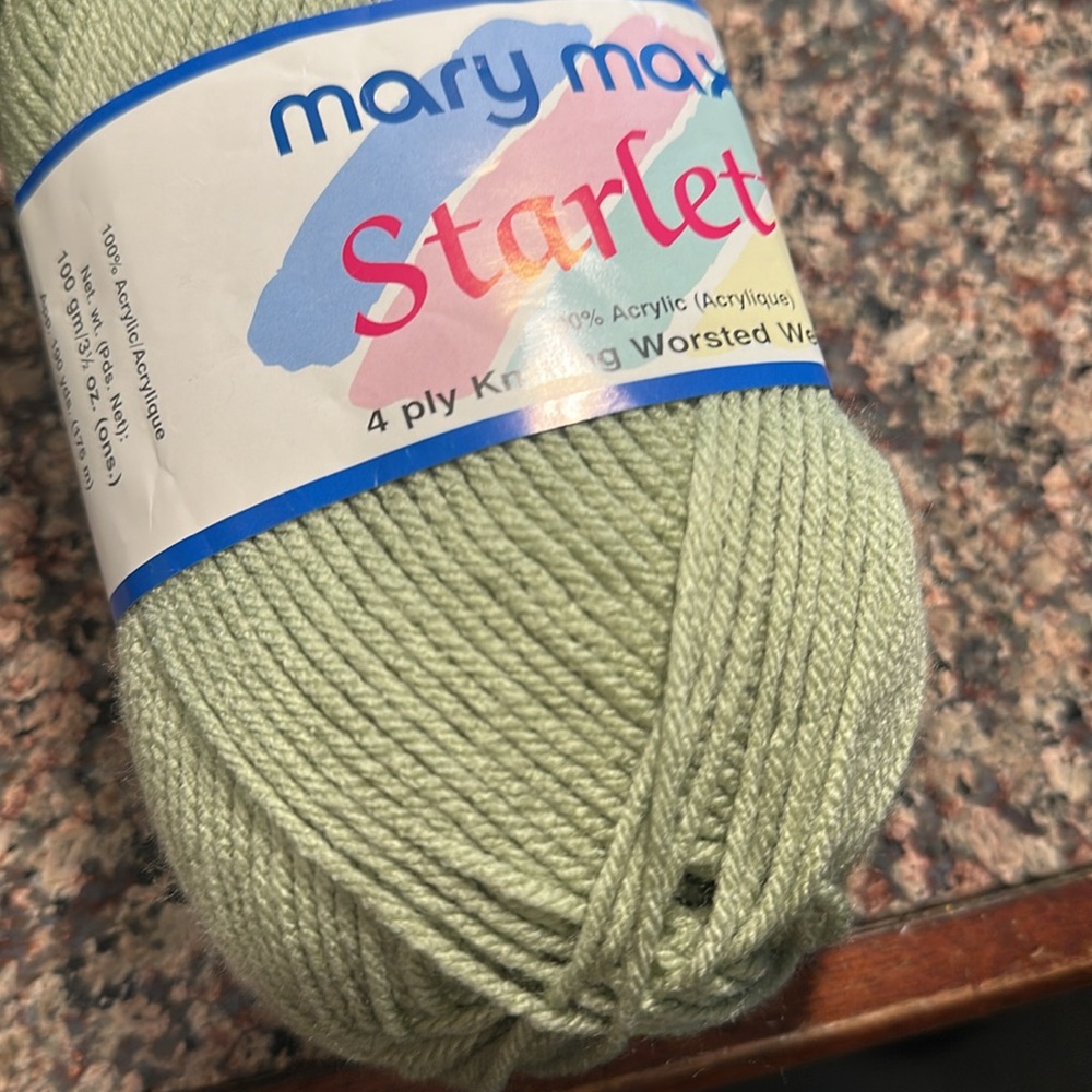 NWT Mary Maxim Starlette Yarn in Light Green, 8 skeins - Picture 5 of 5